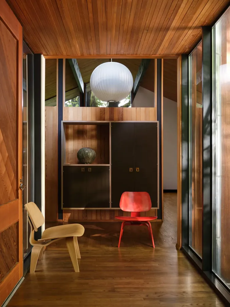 Eames Molded Plywood Lounge Chair Wood Base (LCW)